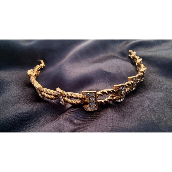 Rare Find 1960s CROWN TRIFARI Gold Toned Clear Crystals Bracelet - Picture 6 of 6